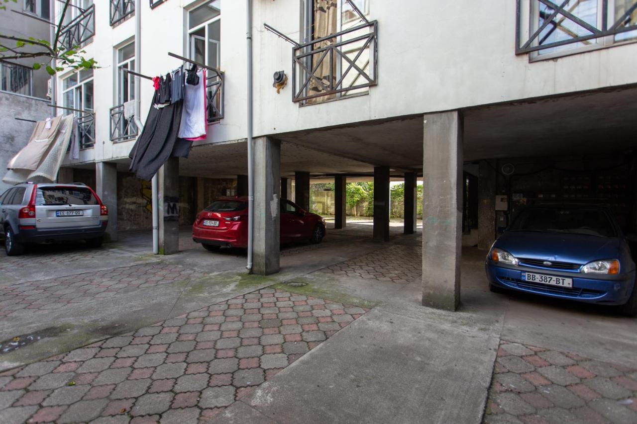 Apartments In The Historical Center Of Batumi, Near The Seaside Park Екстер'єр фото